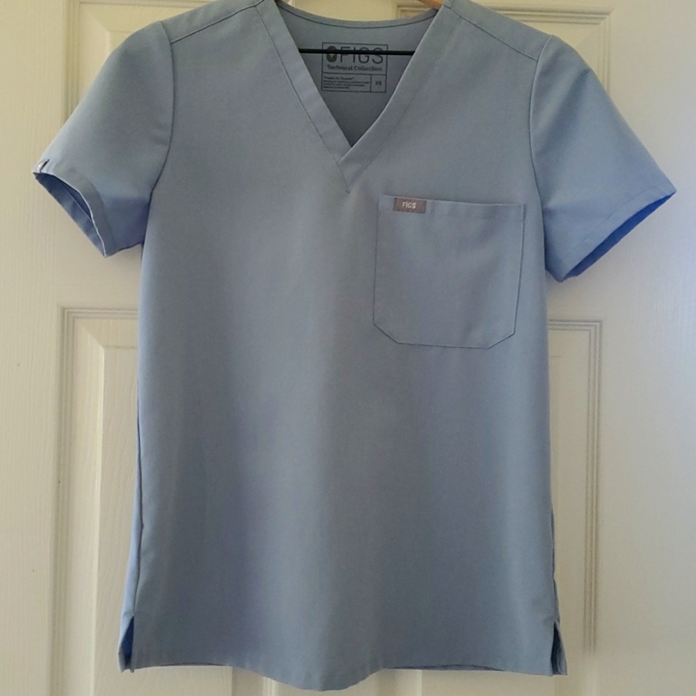 Figs- Catarina one-pocket scrub top LIMITED EDITION color Dusty Blue 💙
